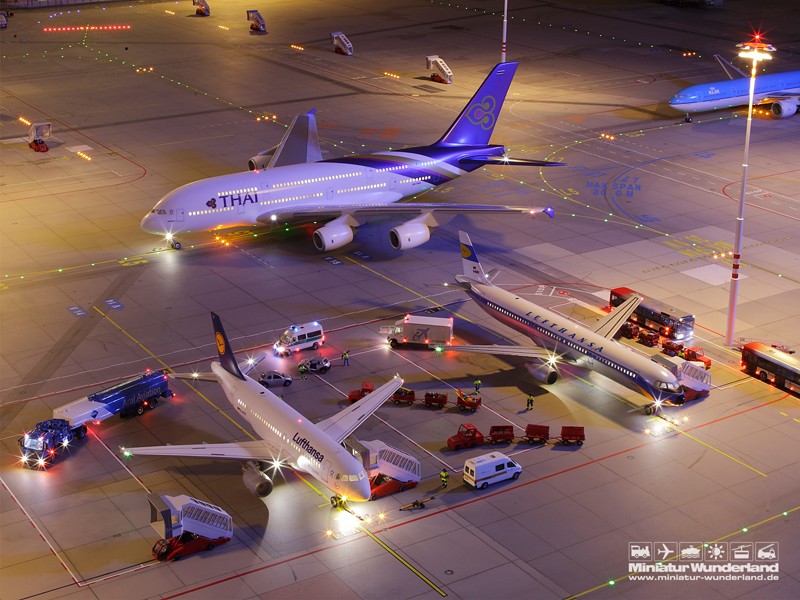 Фотография: Взлетаем! Самая большая модель аэропорта в мире №21 - BigPicture.ru