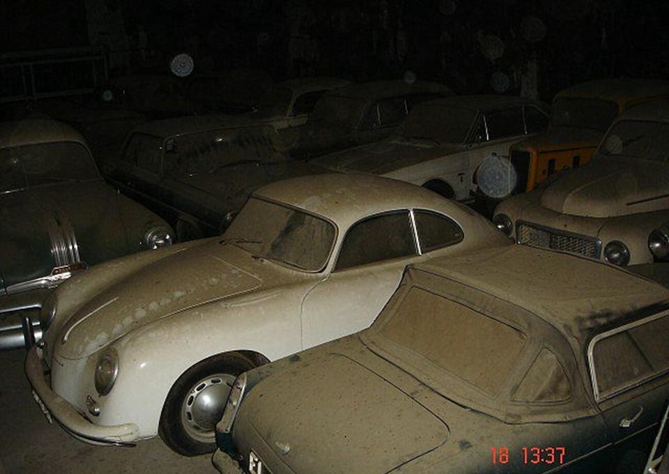 Фотография: Как спрятанные и забытые коллекции автомобилей находили новых владельцев №13 - BigPicture.ru