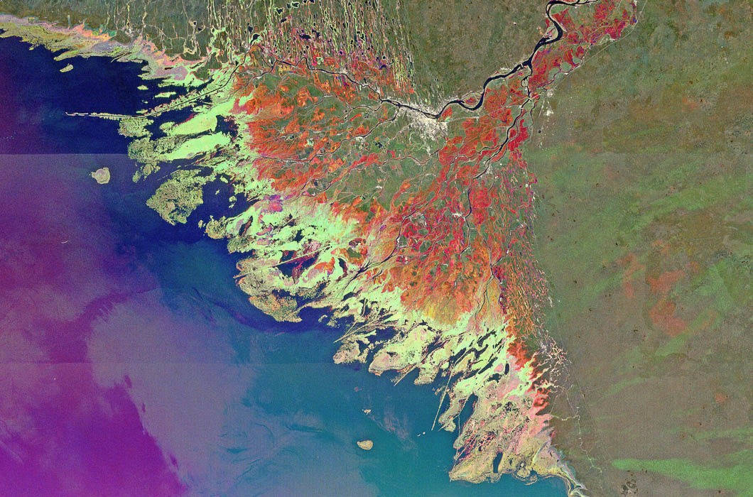 Урал впадает в каспийское море. Волга впадает в Каспийское море. Дельта Волги у Каспия. Место впадения Волги в Каспийское море. Дельта Волги география.