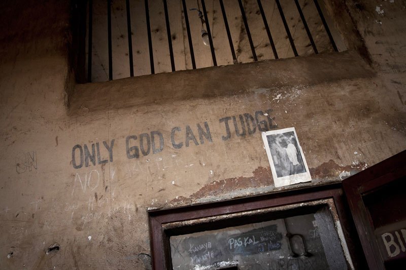 Фотография: Тюрьма для подростков в Сьерра-Леоне: вот где настоящий ад! №6 - BigPicture.ru