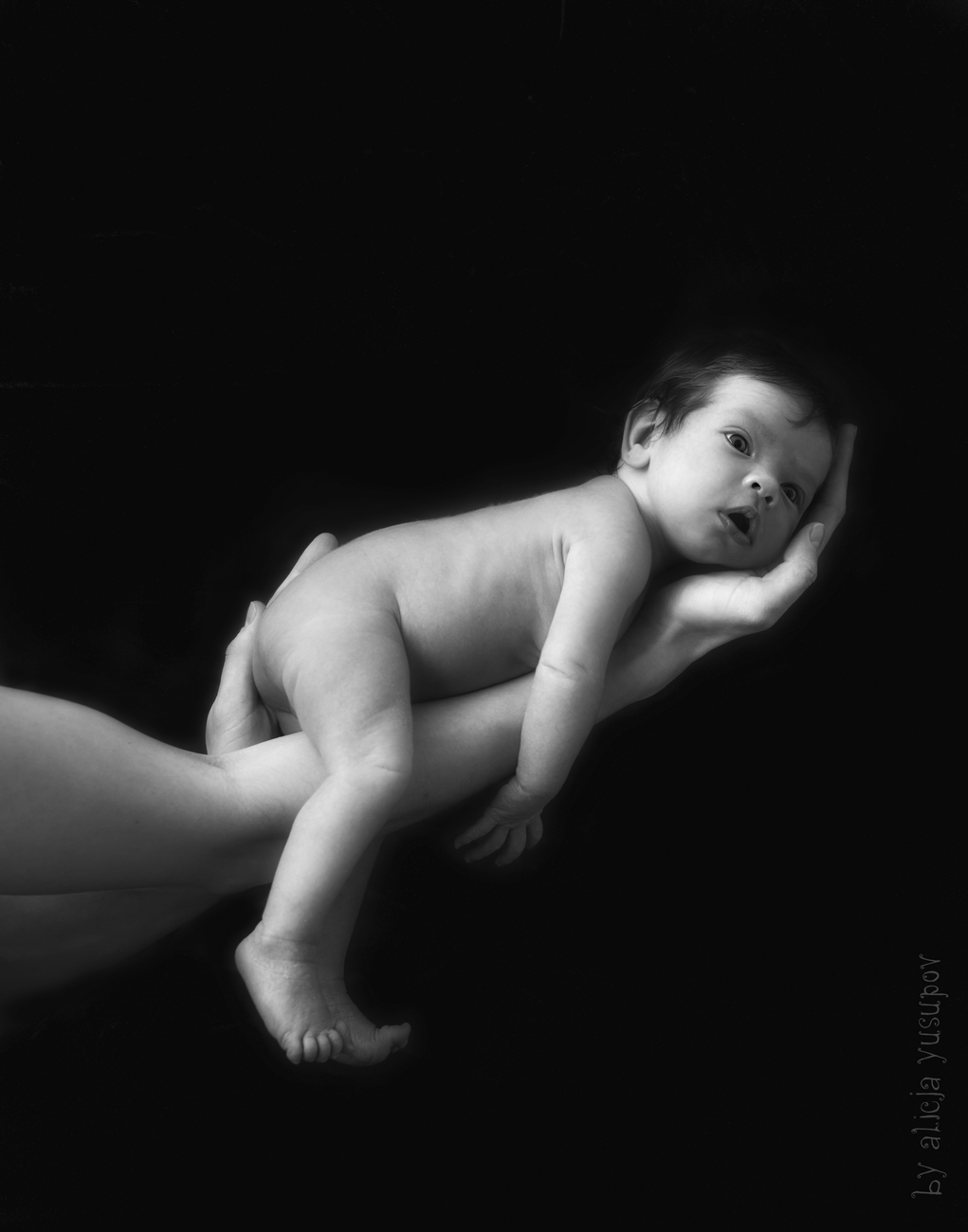 Фотография: Очаровательные фотографии новорожденных от детского фотографа Алиции Юсуповой №24 - BigPicture.ru
