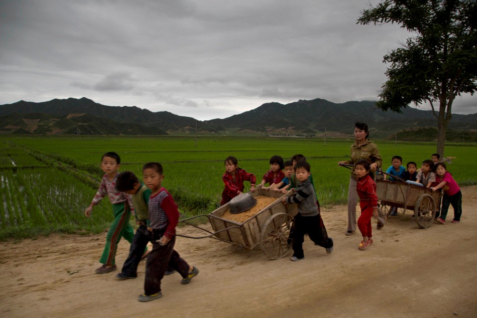 Фотография: Как живут дети в Северной Корее №9 - BigPicture.ru