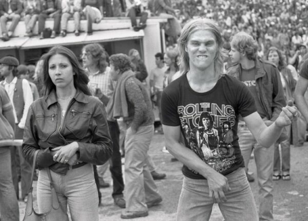 Старая школа: как отжигали фанаты роллингов в 70-е