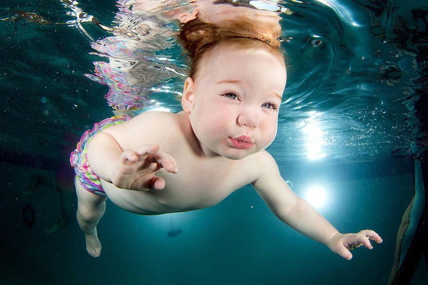 Фотография: Очаровательный фотопроект: детки под водой №11 - BigPicture.ru