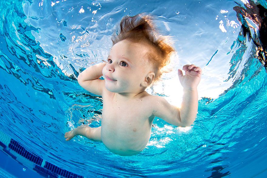 Фотография: Очаровательный фотопроект: детки под водой №16 - BigPicture.ru