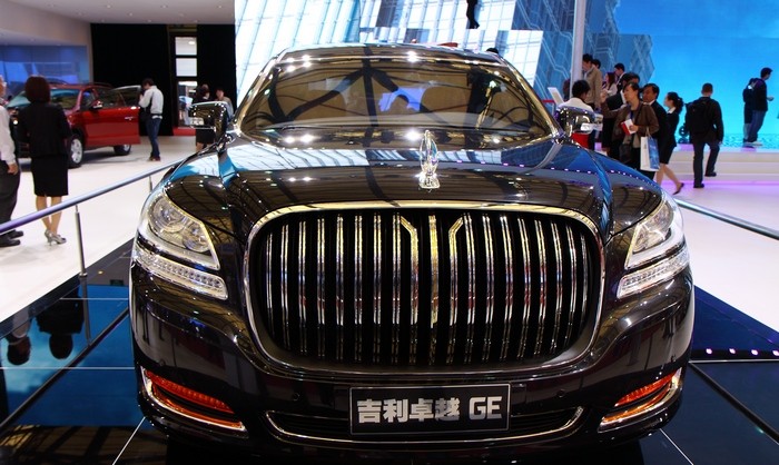 Фотография: 10 гениальных китайских копий популярных автомобилей, которые могут стать выгодным приобретением №1 - BigPicture.ru
