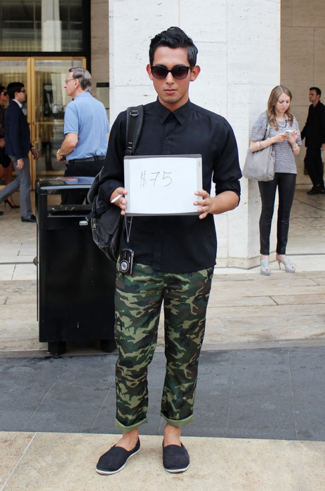 Фотография: Люди на улицах Нью-Йорка признались, сколько стоит их одежда №8 - BigPicture.ru
