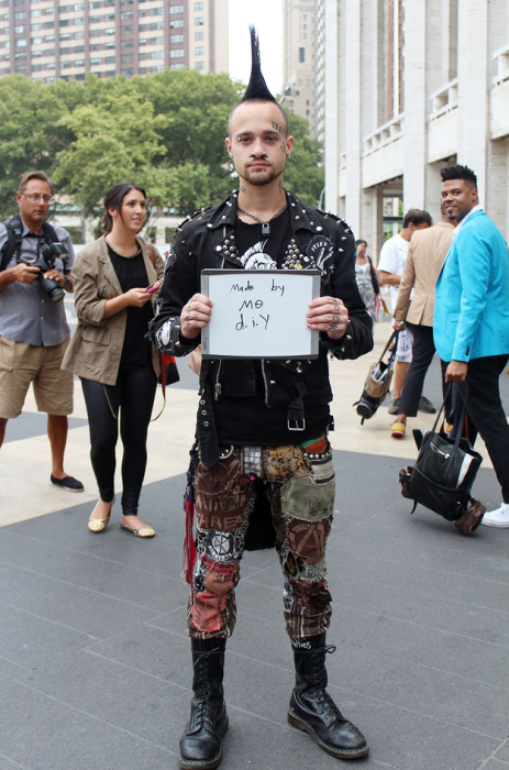 Фотография: Люди на улицах Нью-Йорка признались, сколько стоит их одежда №10 - BigPicture.ru