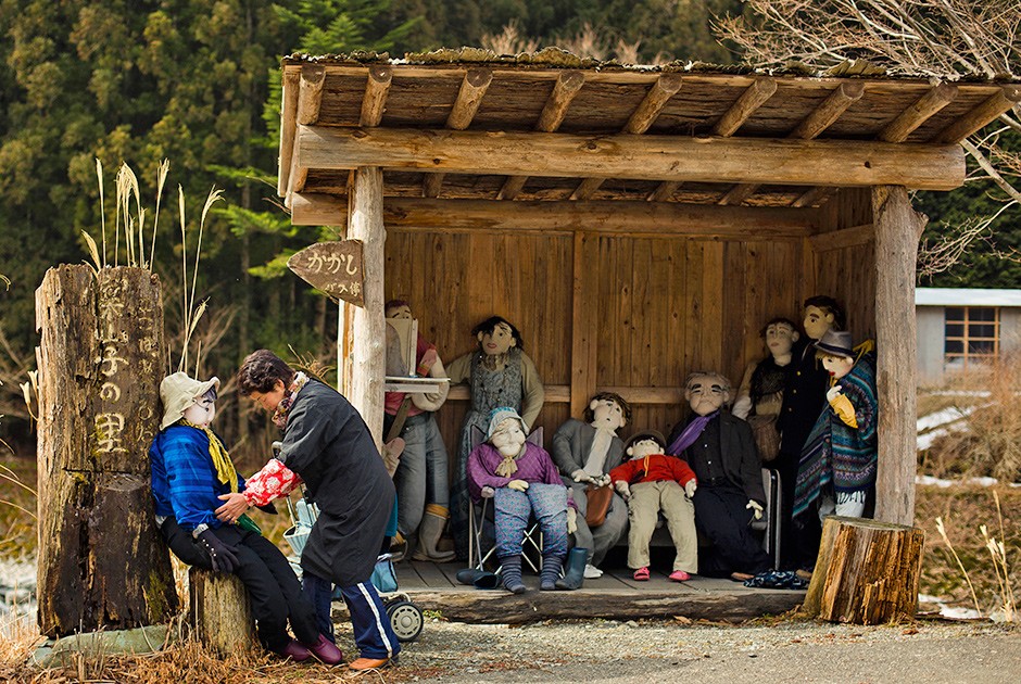 Фотография: Почему в японской деревне живут 35 человек и 150 тряпичных чучел №9 - BigPicture.ru