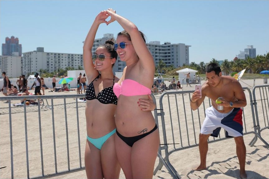 Фотография: Как американские студенты проводят свои каникулы в Майами №14 - BigPicture.ru