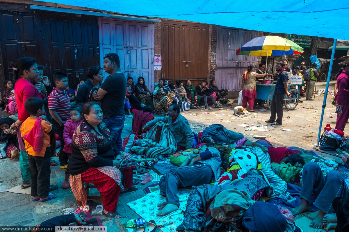 Фотография: Трагедия в Непале: страшный репортаж с места событий №22 - BigPicture.ru