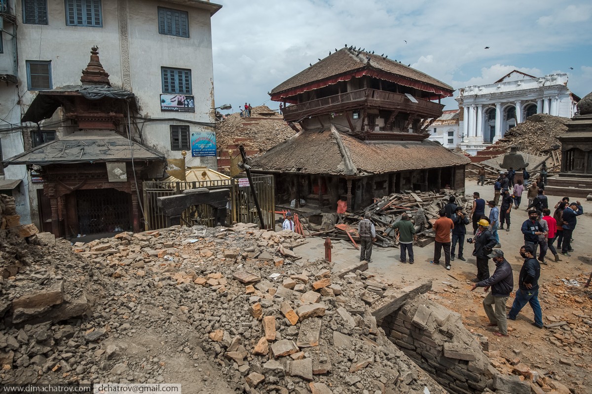 Фотография: Трагедия в Непале: страшный репортаж с места событий №31 - BigPicture.ru