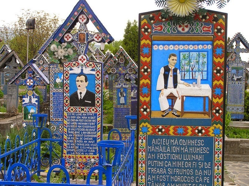 Фотография: Черный юмор на румынском кладбище №2 - BigPicture.ru