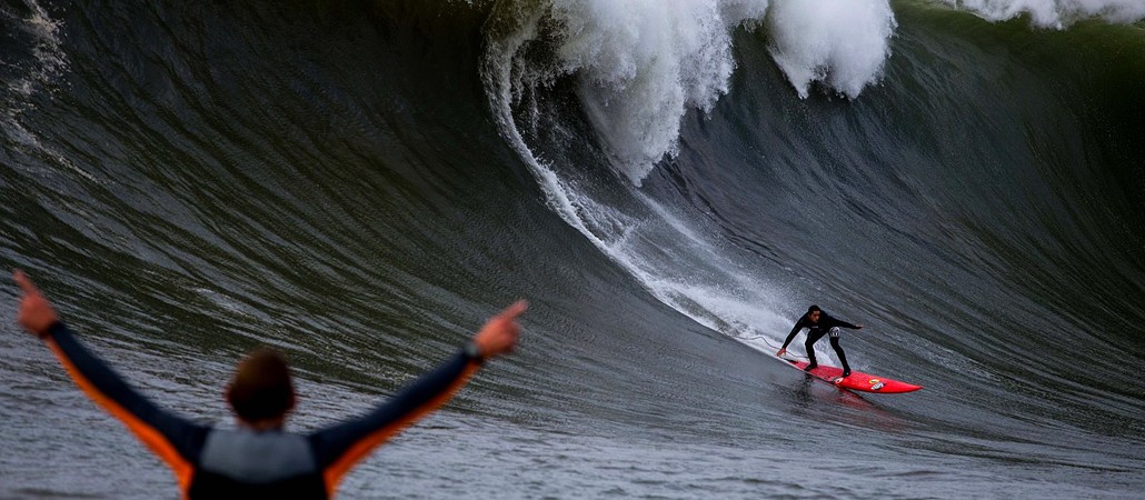 Фотография: 5 самых известных серф-спотов, куда приходят легендарные гигантские волны №4 - BigPicture.ru