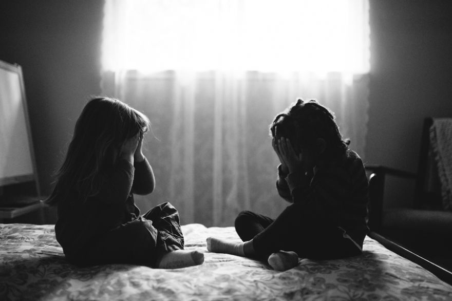 Фотография: Беляночка и Розочка: две похожие сестренки, родившиеся в разных концах света №16 - BigPicture.ru