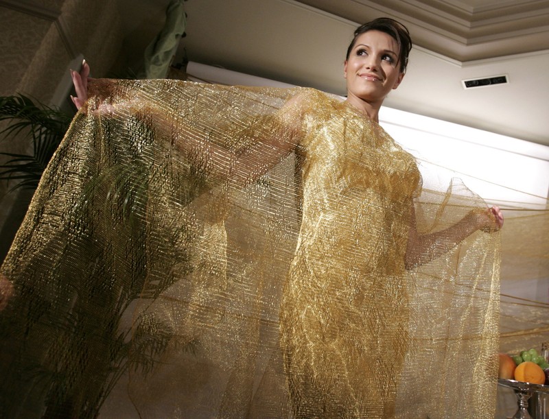 Фотография: Шик и блеск: 15 самых дорогих и роскошных платьев в мире №13 - BigPicture.ru