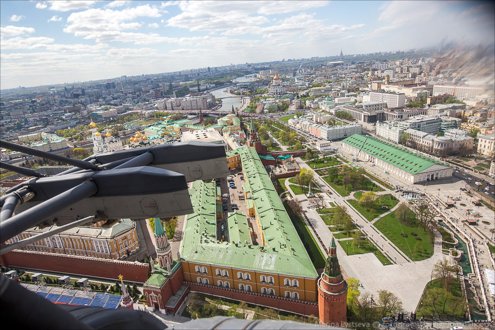 Фотография: Как сегодня вертолеты над Москвой летали №9 - BigPicture.ru