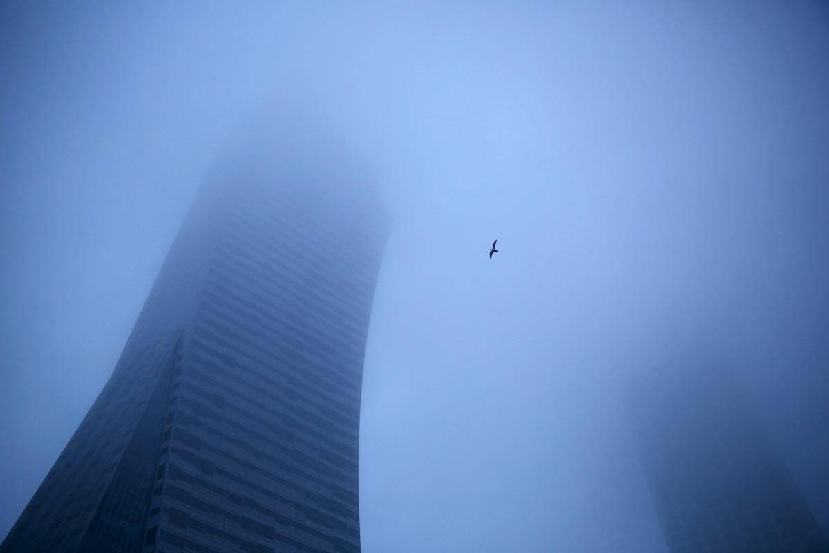 Фотография: Головокружительные и завораживающие фотографии: города в облаках №3 - BigPicture.ru