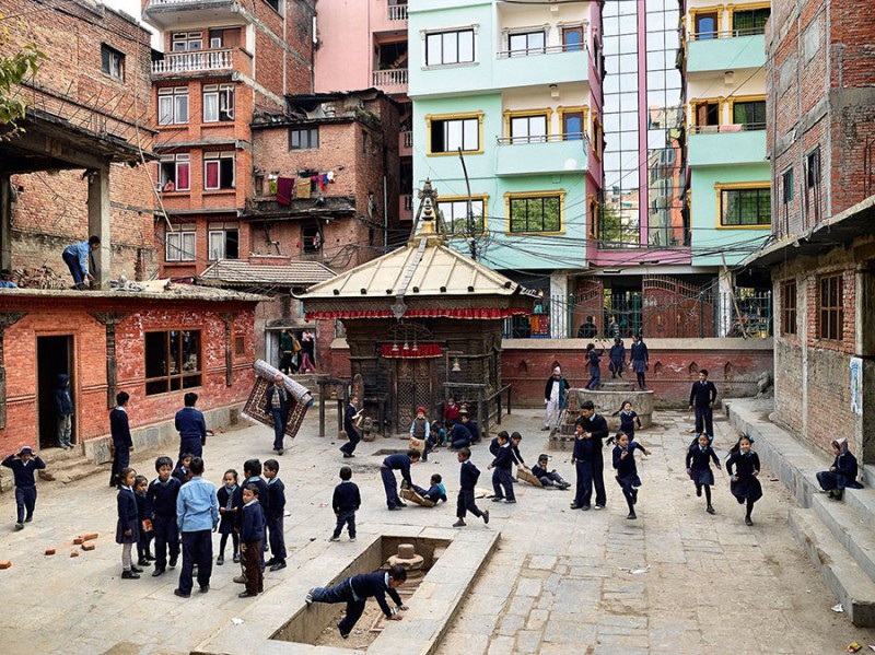 Фотография: От Москвы до Бутана: как выглядят школьные площадки в разных странах №1 - BigPicture.ru