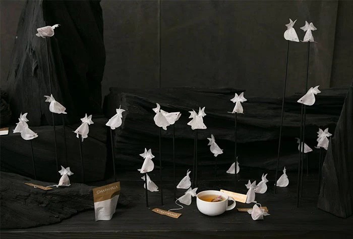 Фотография: Пакетики для чая, которые преобразят обычную чашку в аквариум с золотой рыбкой №8 - BigPicture.ru