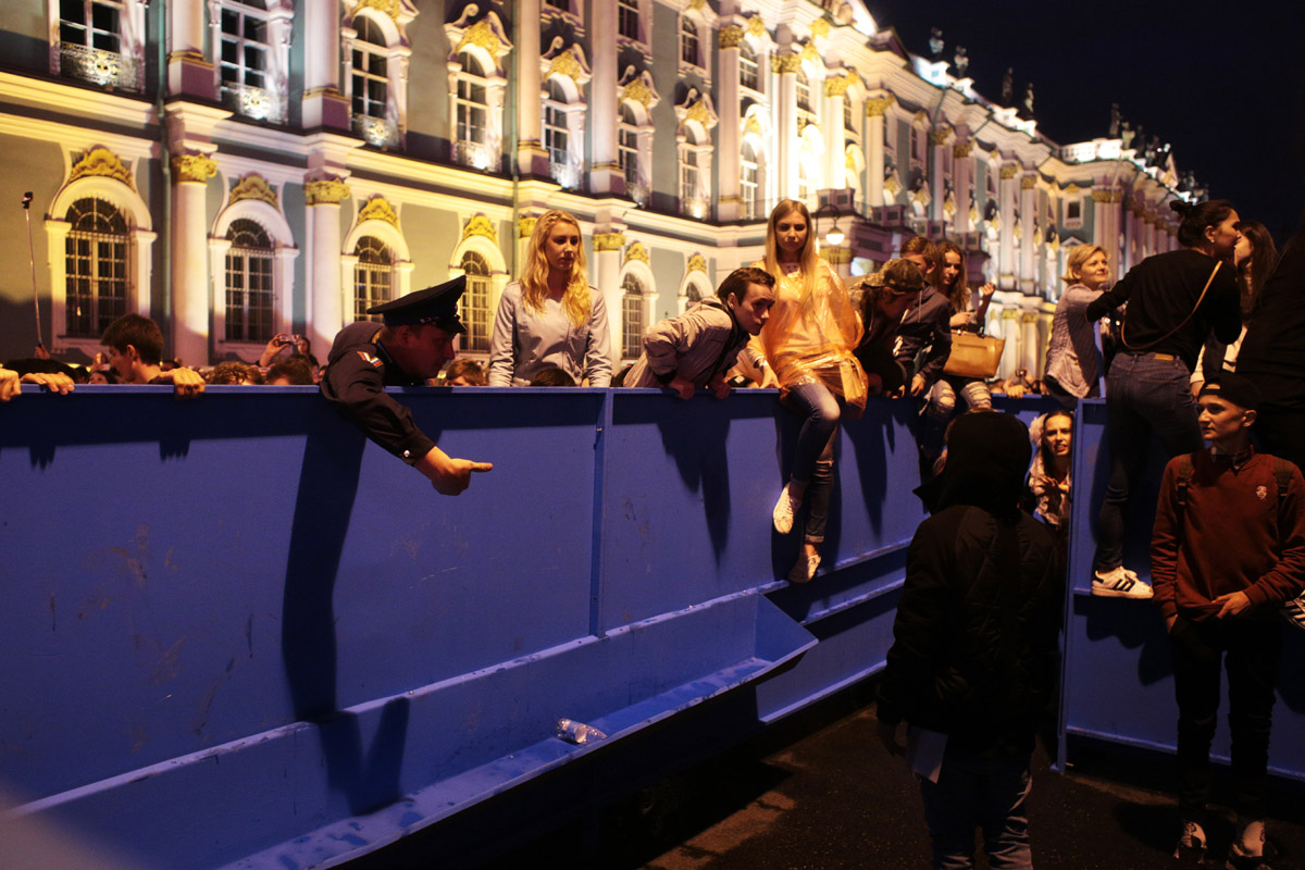 Фотография: НАВСЕГДА ЮНОСТЬ: как в этом году в Петербурге проходили легендарные 