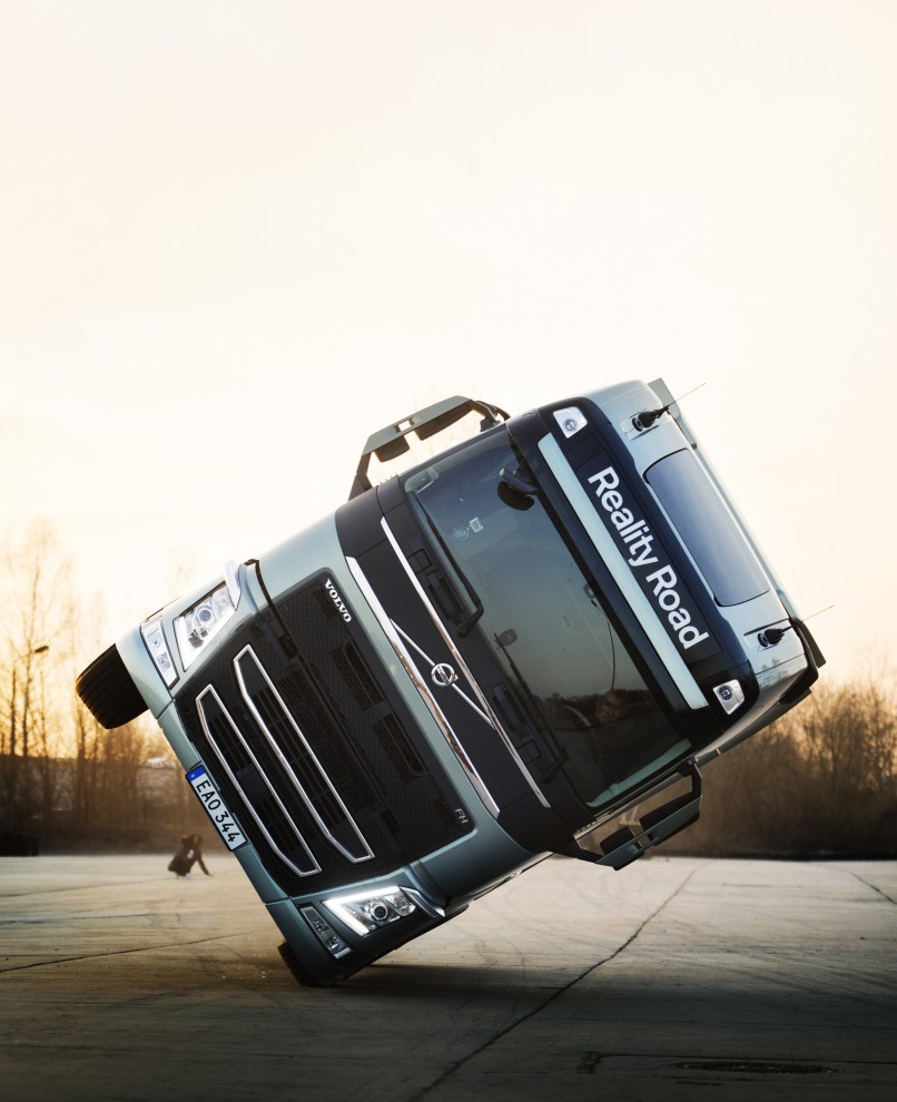 Фотография: Reality Road: когда грузовики танцуют балет! №1 - BigPicture.ru