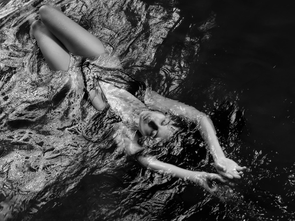 Фотография: Две самые прекрасные вещи на свете — голые девушки и вода №2 - BigPicture.ru