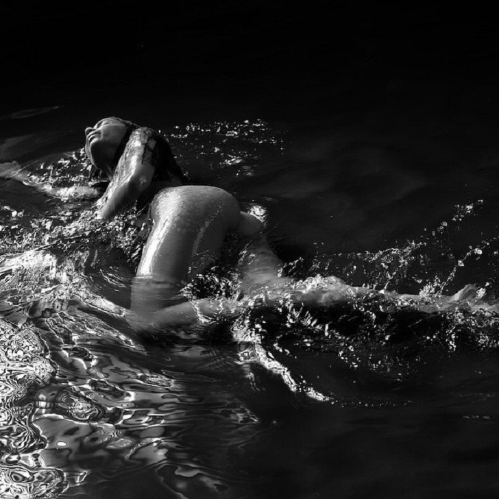 Фотография: Две самые прекрасные вещи на свете — голые девушки и вода №14 - BigPicture.ru