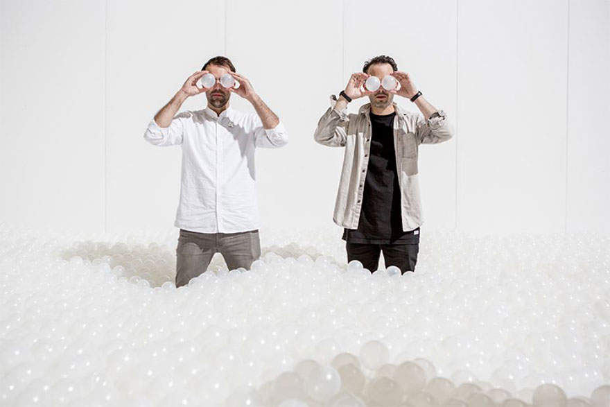 Фотография: Миллион белых пузырей в музее Вашингтона. Вот это настоящий кайф! №14 - BigPicture.ru