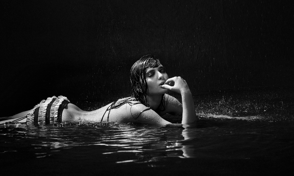 Фотография: Две самые прекрасные вещи на свете — голые девушки и вода №16 - BigPicture.ru
