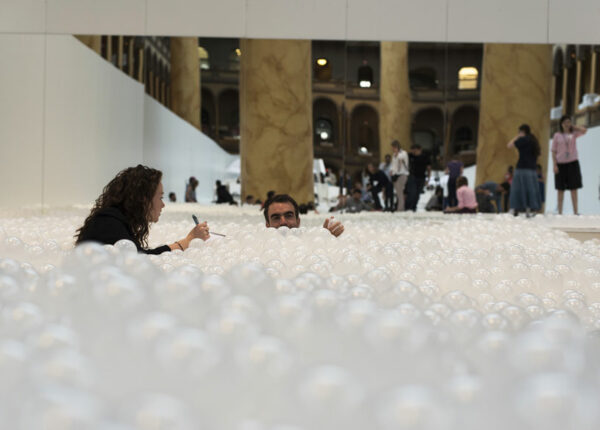 Миллион белых пузырей в музее Вашингтона. Вот это настоящий кайф!
