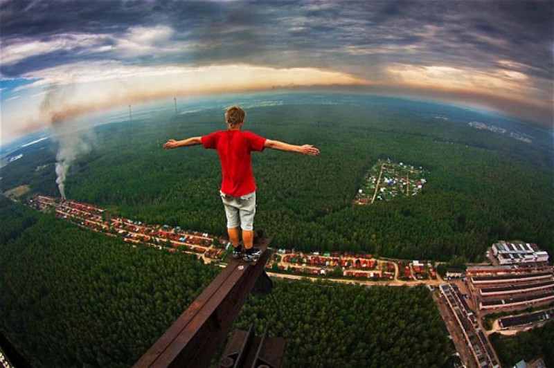 Жуткие фотографии с крыши мира » BigPicture.ru