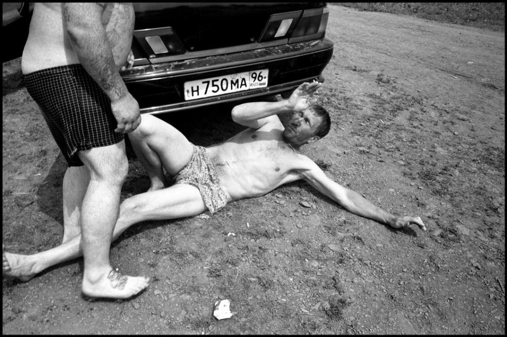 Фотография: Бандиты из уральской глубинки в объективе американского фотографа №30 - BigPicture.ru