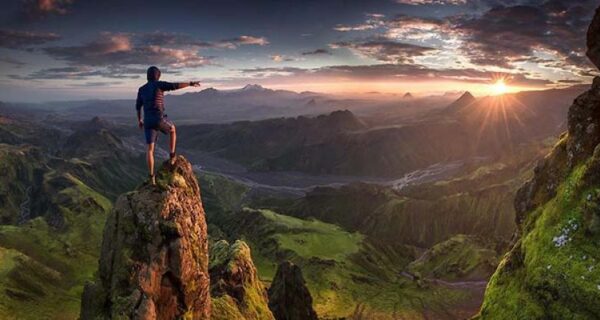 33 жутких фотографии с крыши мира