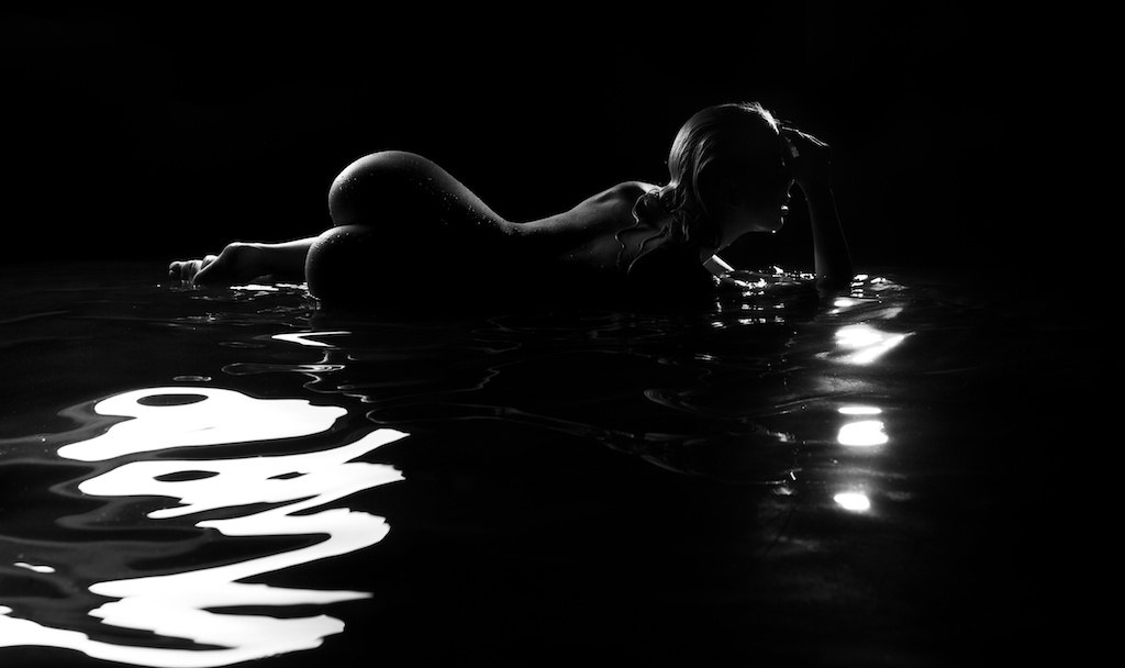 Фотография: Две самые прекрасные вещи на свете — голые девушки и вода №7 - BigPicture.ru