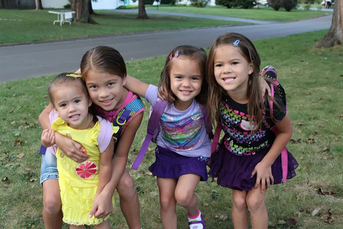 Фотография: Американка удочерила четырех дочерей своей подруги, когда та умерла от рака мозга №5 - BigPicture.ru