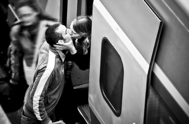 Фотография: 6 июля отмечается самый романтичный праздник — Всемирный день поцелуя №6 - BigPicture.ru