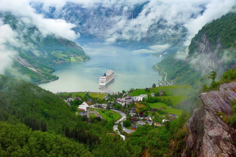 Фотография: 15 доказательств того, что Норвегия — это ожившая сказка №16 - BigPicture.ru