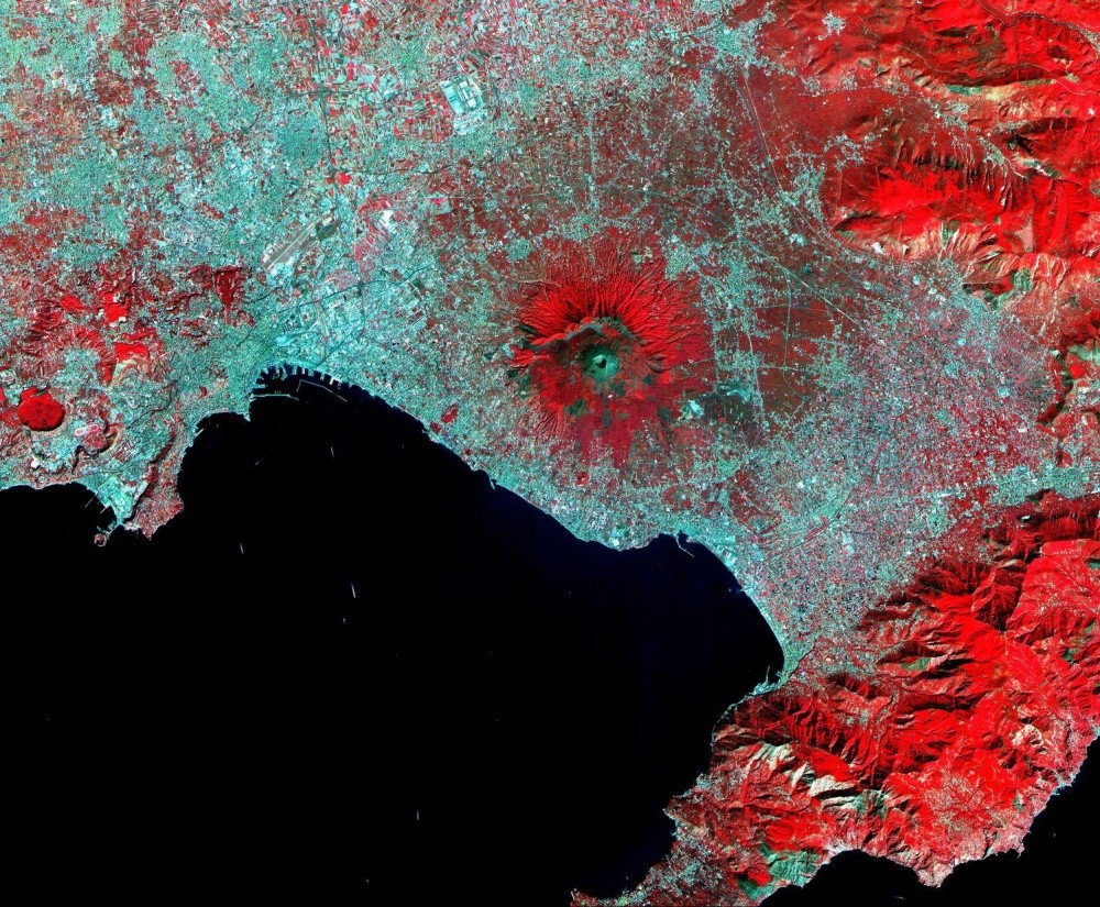 Фотография: 15 восхитительных снимков Земли со спутника №4 - BigPicture.ru