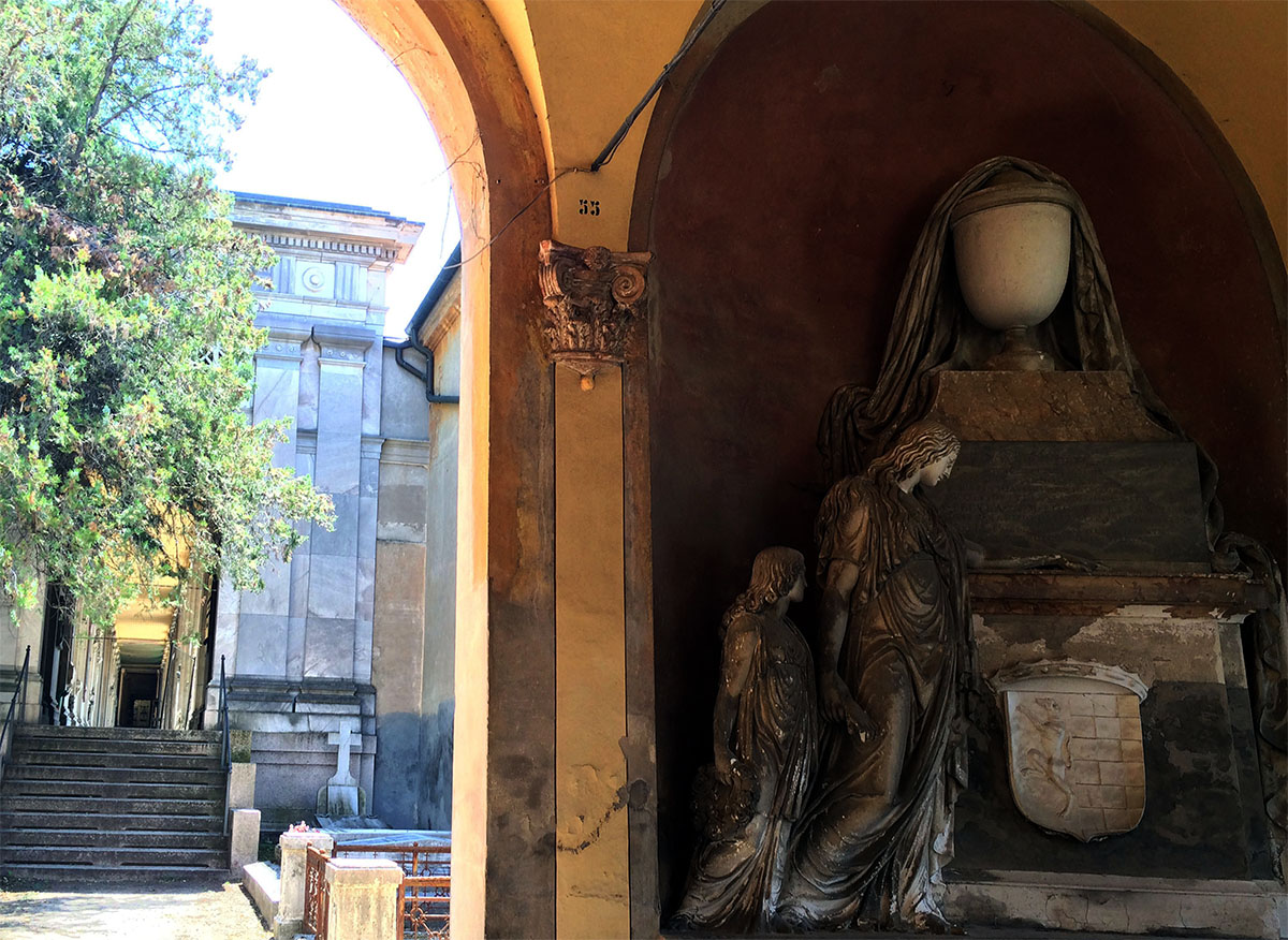 Фотография: Монументальное кладбище Чертоза в Болонье №30 - BigPicture.ru