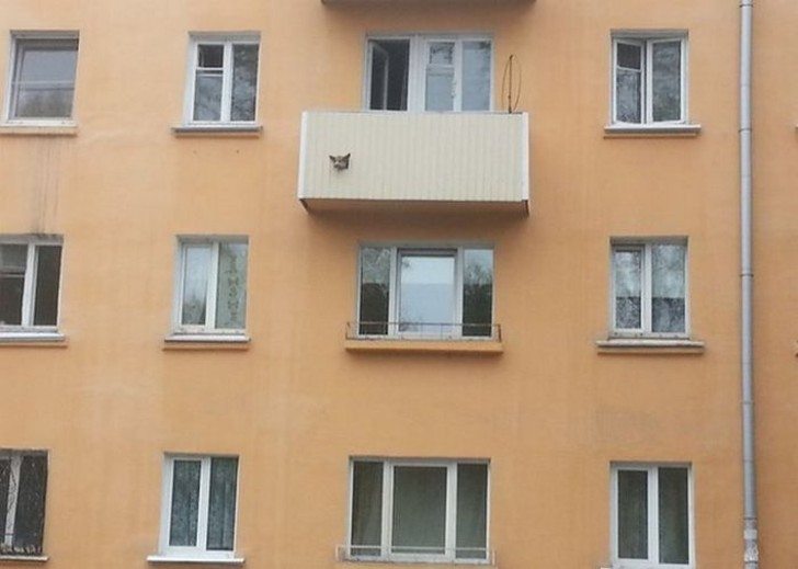17 шедевральных балконов, которые можно увидеть только на просторах России