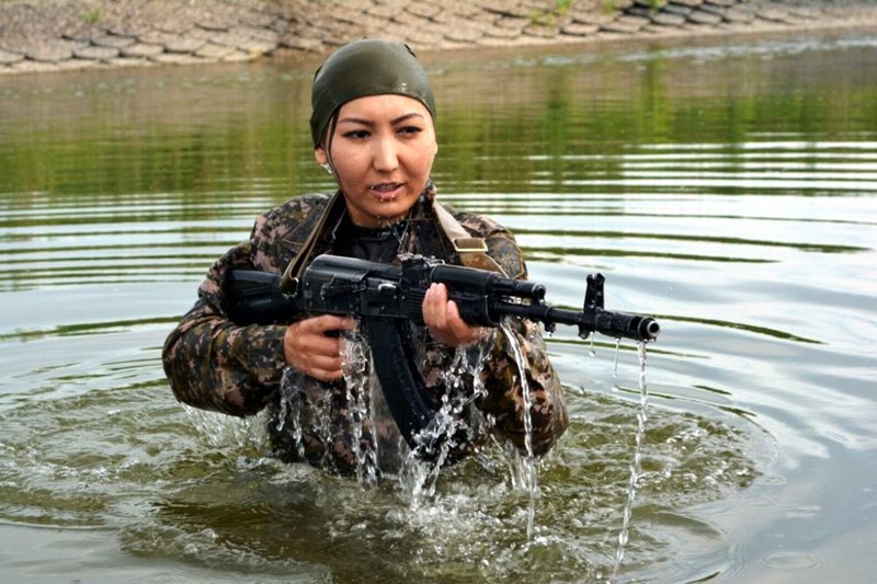 Фотография: Девушки из армии Казахстана №11 - BigPicture.ru