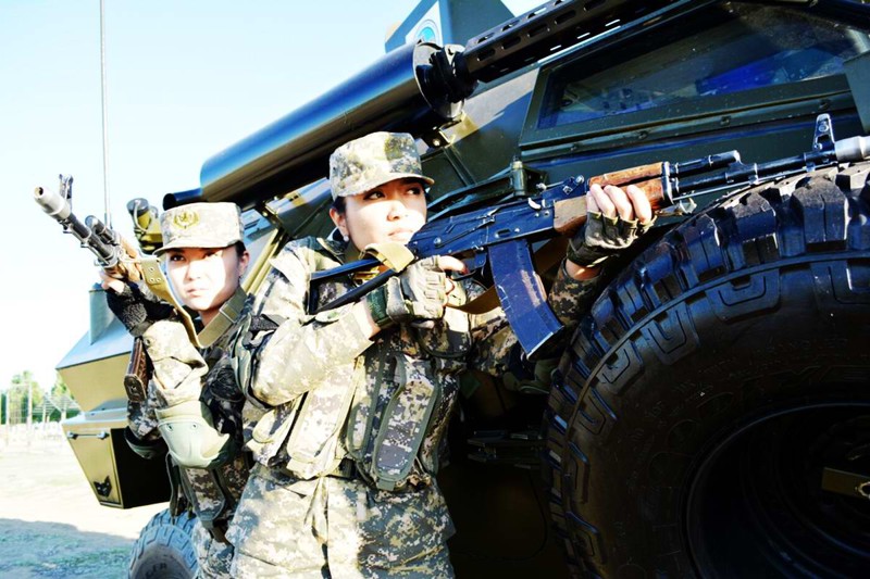 Фотография: Девушки из армии Казахстана №24 - BigPicture.ru