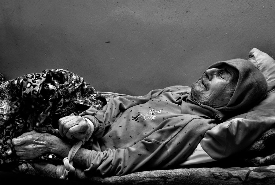 Фотография: Шокирующие работы украинского фотографа, жившего в психиатрической лечебнице №14 - BigPicture.ru