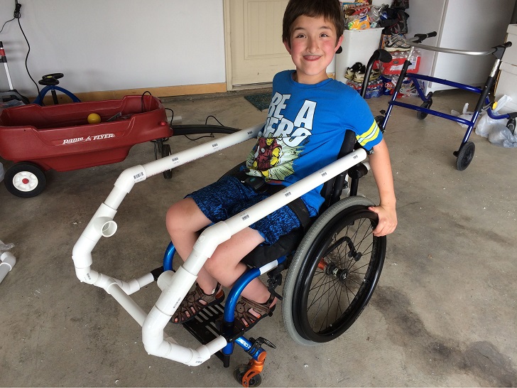 Фотография: Отец создает костюмы для инвалидного кресла своего сына №12 - BigPicture.ru