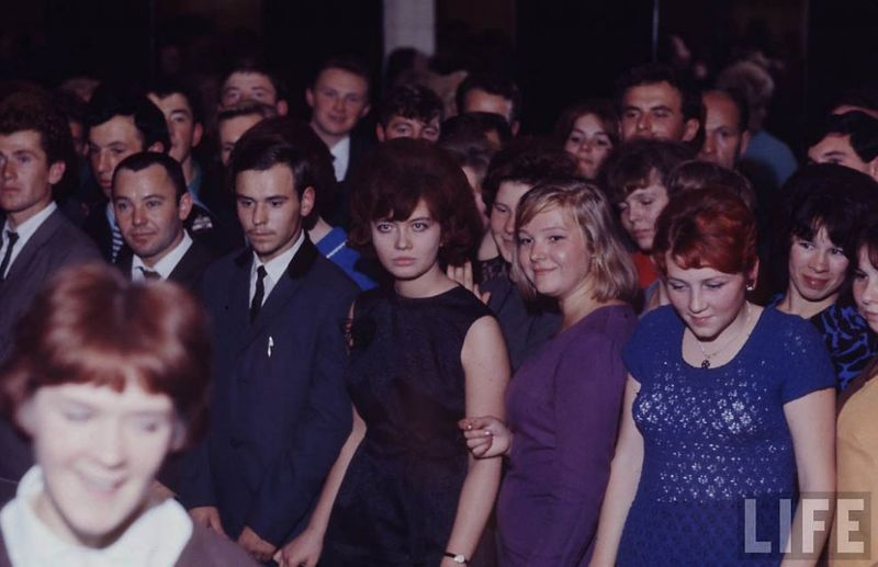 Фотография: Советская молодежь в 1967 году: фотографии журнала LIFE №15 - BigPicture.ru