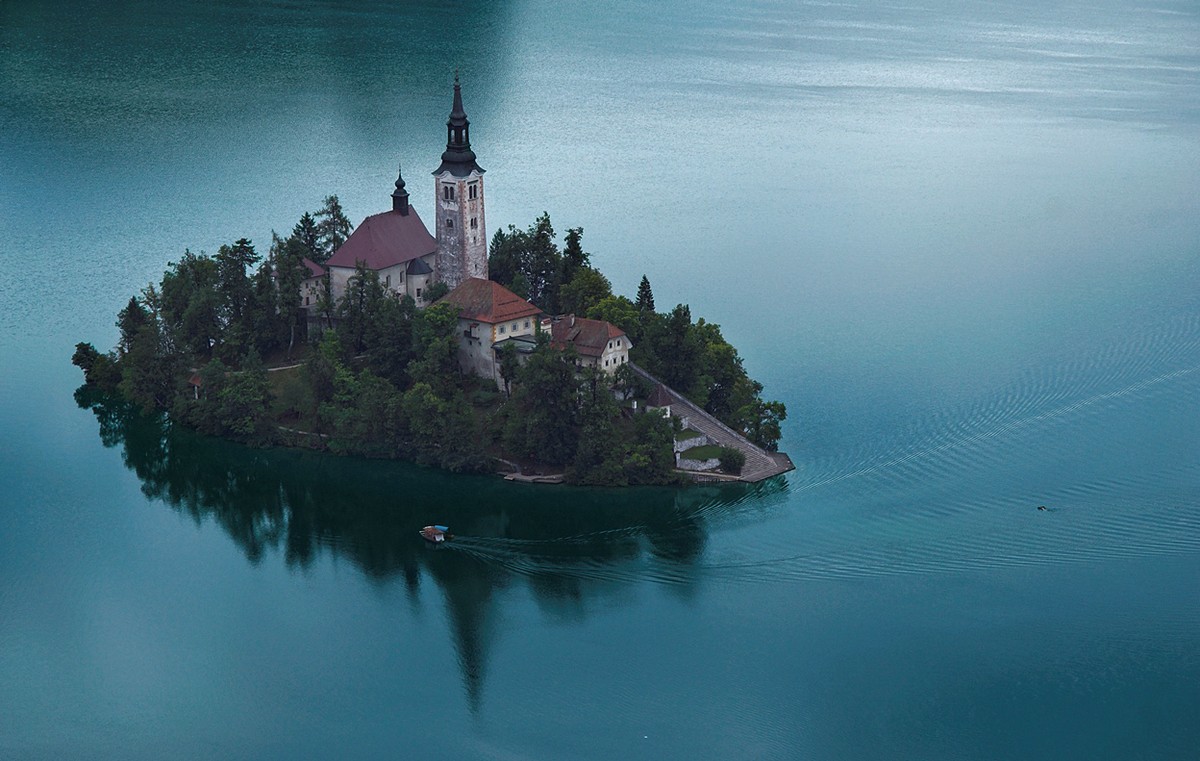 Фотография: Озеро Блед — лучшее место для тех, кто обожает тишину и спокойствие №4 - BigPicture.ru