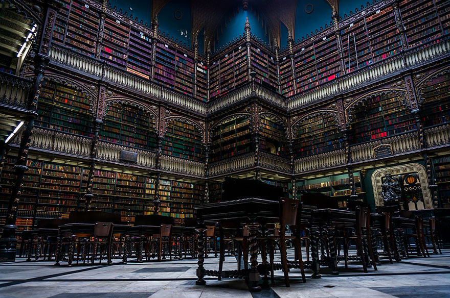 Фотография: Самая красивая библиотека в мире №10 - BigPicture.ru