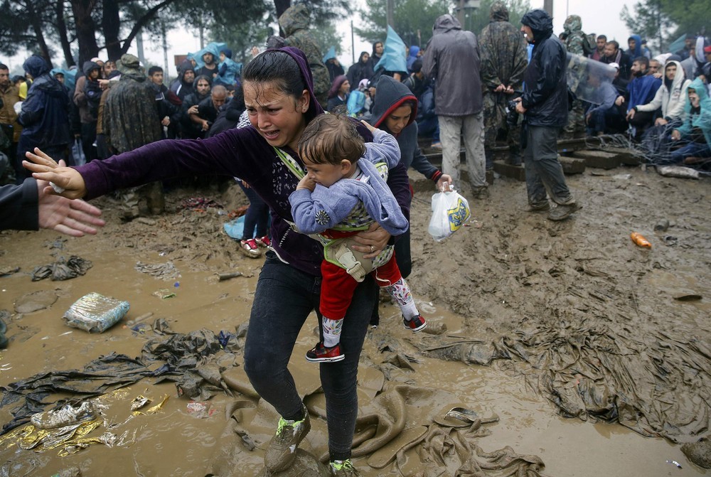 Фотография: Европа превратилась в один большой лагерь для беженцев №30 - BigPicture.ru