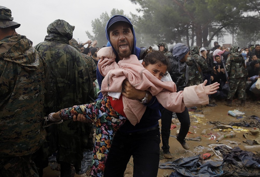 Фотография: Европа превратилась в один большой лагерь для беженцев №36 - BigPicture.ru